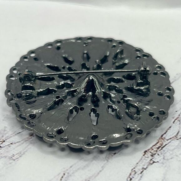 Premier Designs black flower crystal beads brooch pin - Picture 5 of 6